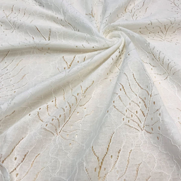 Ткань плательно-блузочная с вышивкой и перфорацией Белый 3151П